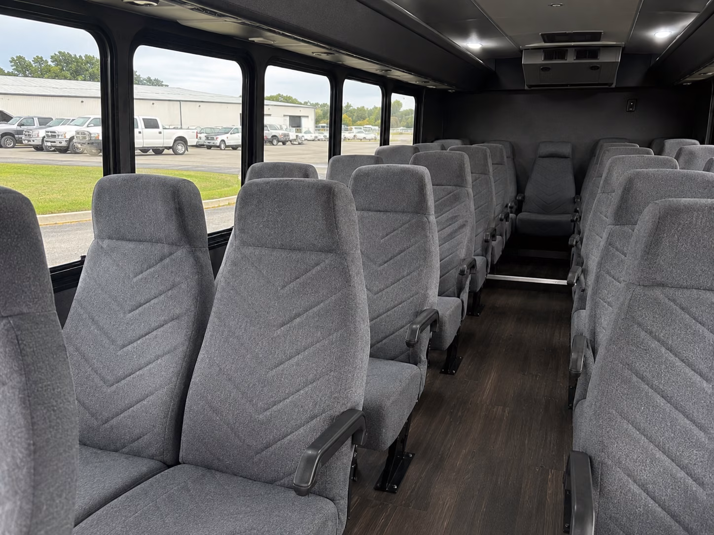 charter buses and party buses to homestead miami speedway races