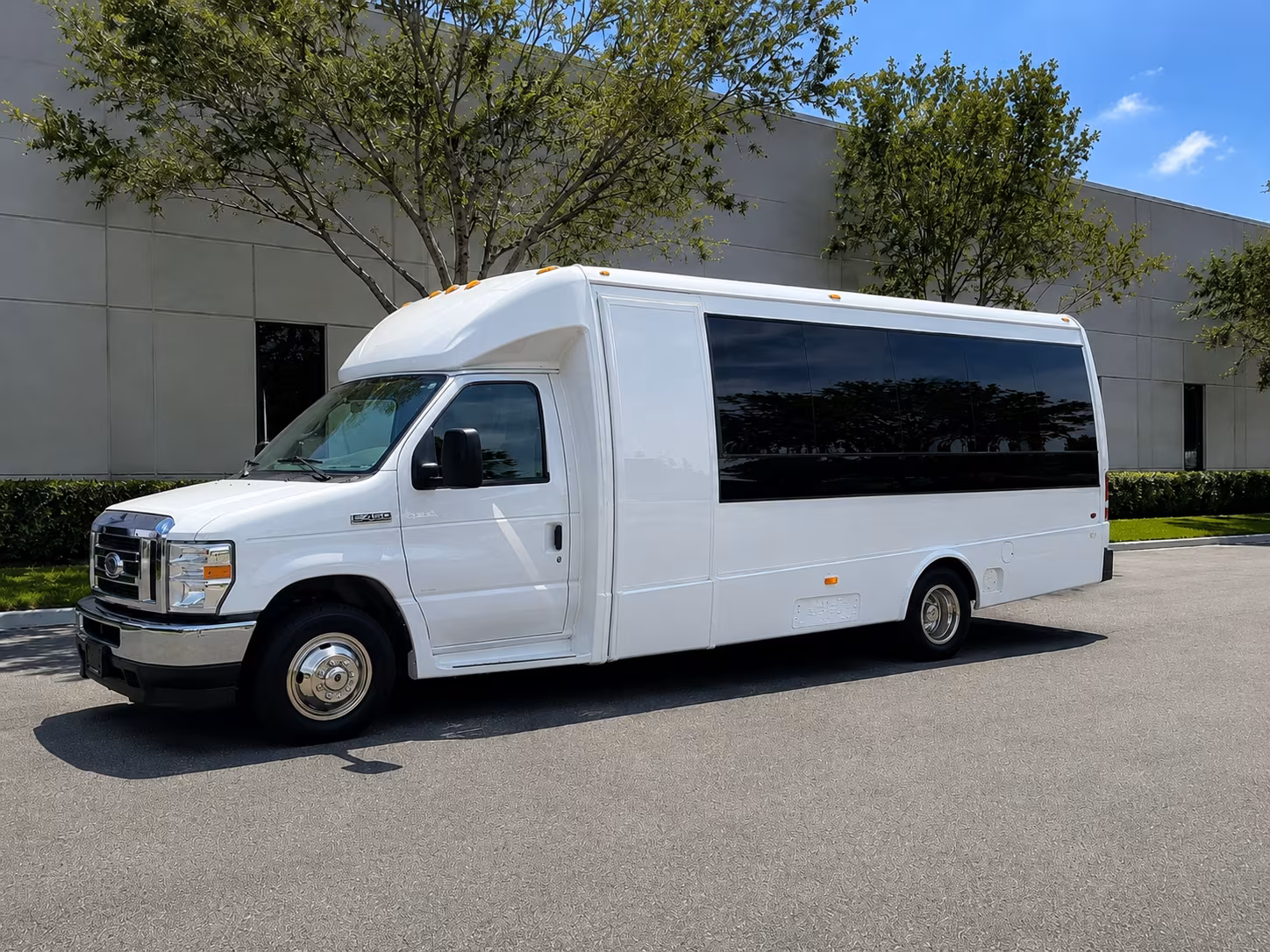 employee minibus rentals for homestead s healthcare and education sectors