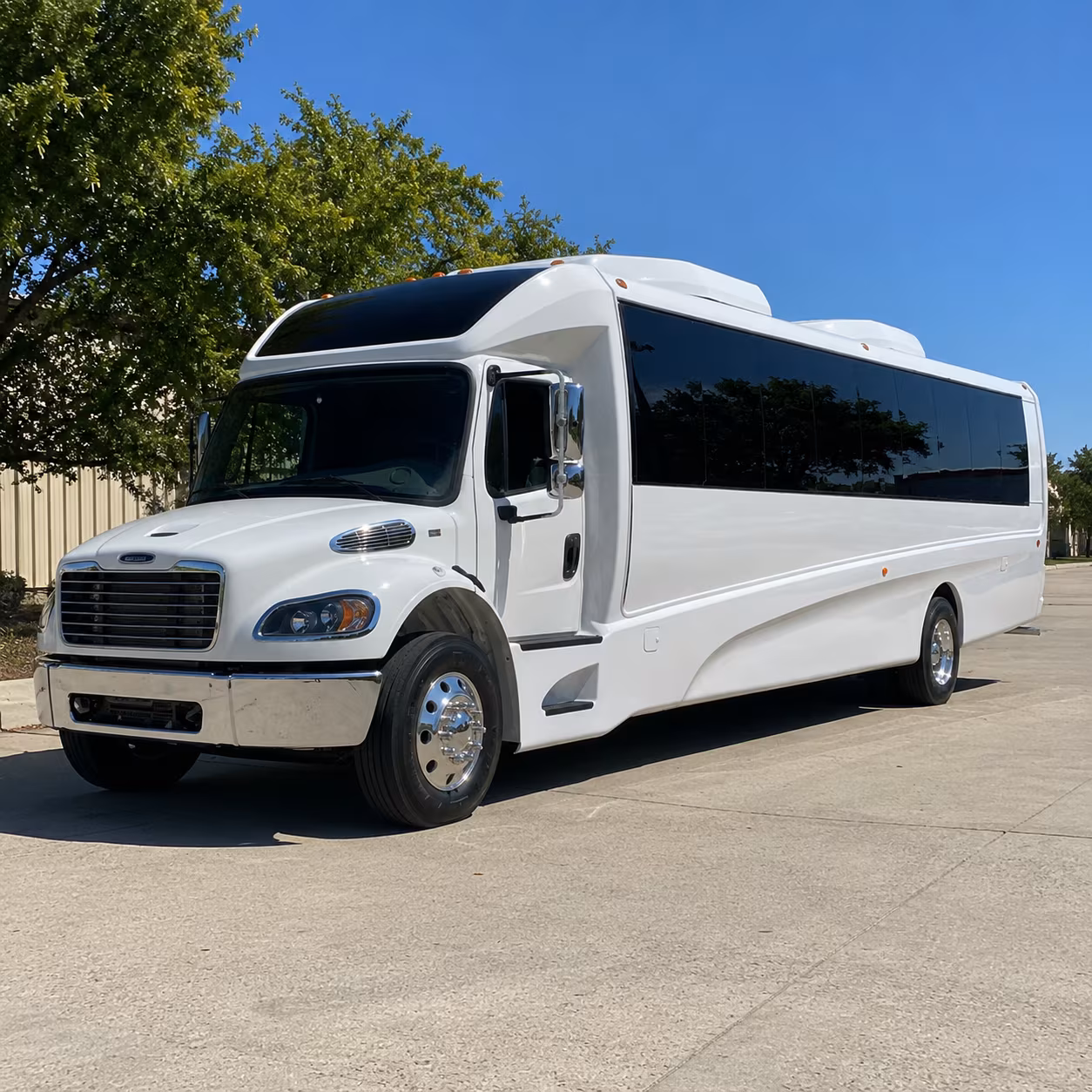 homestead 20 passenger minibus